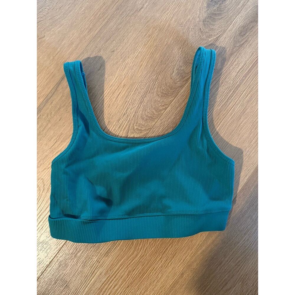 34. Kohl’s Women’s Tone It Up Balanced Rib Sports Bra